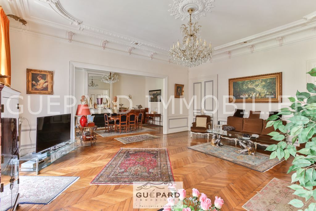 appartement 5 pièces en vente sur PARIS (75017)