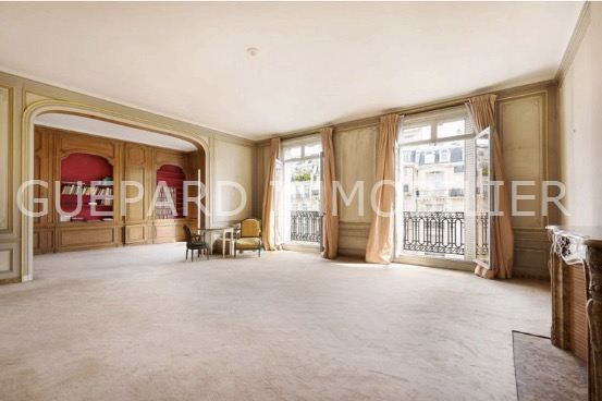 apartment 8 rooms for sale on PARIS (75008)