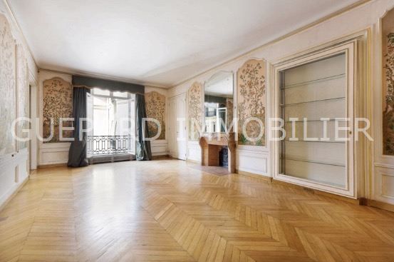 apartment 8 rooms for sale on PARIS (75008)