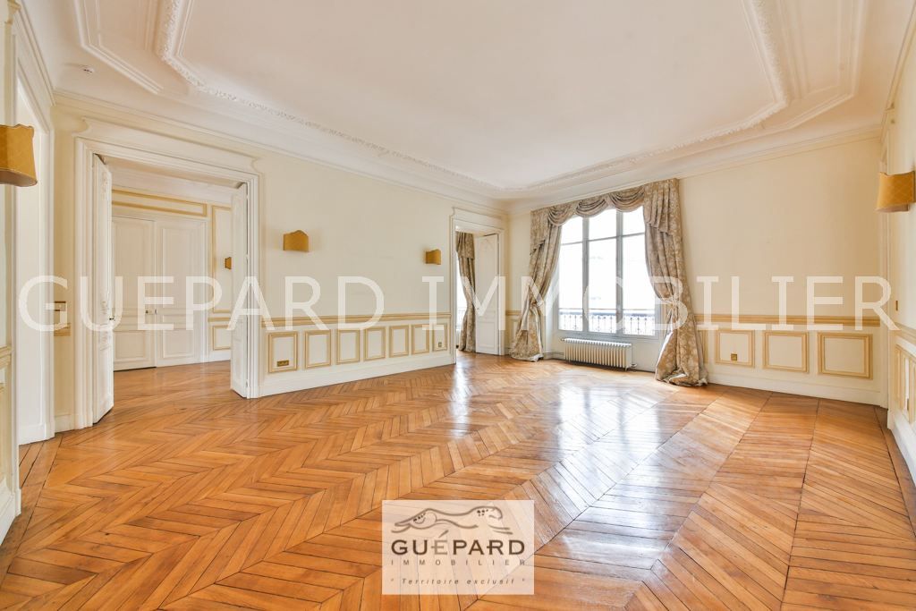 appartement 8 pièces en vente sur PARIS (75008)